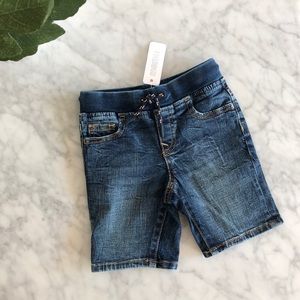 NWT BOY DENIM SHORTS 2T BLUE